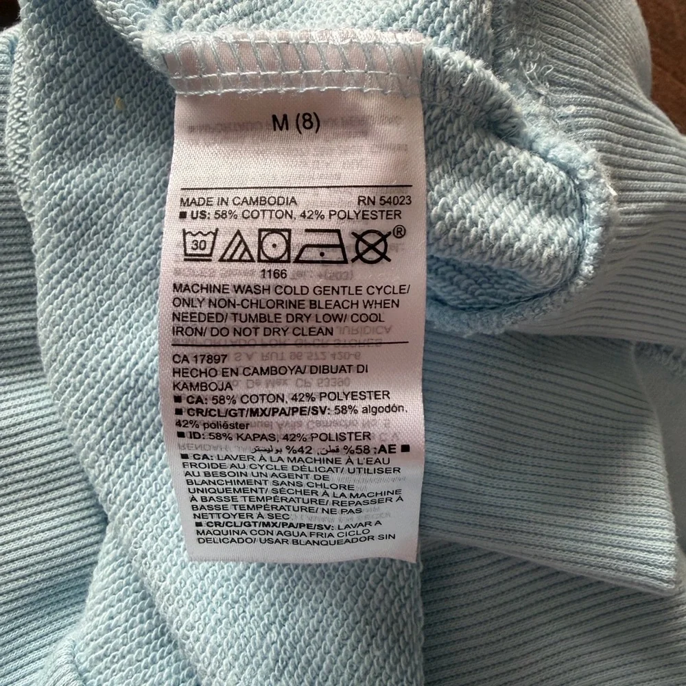 Old Navy Girls Lt Blue Crew Neck Sweatshirt Medium (8) NWOT PTP 18.5” Length 17”
